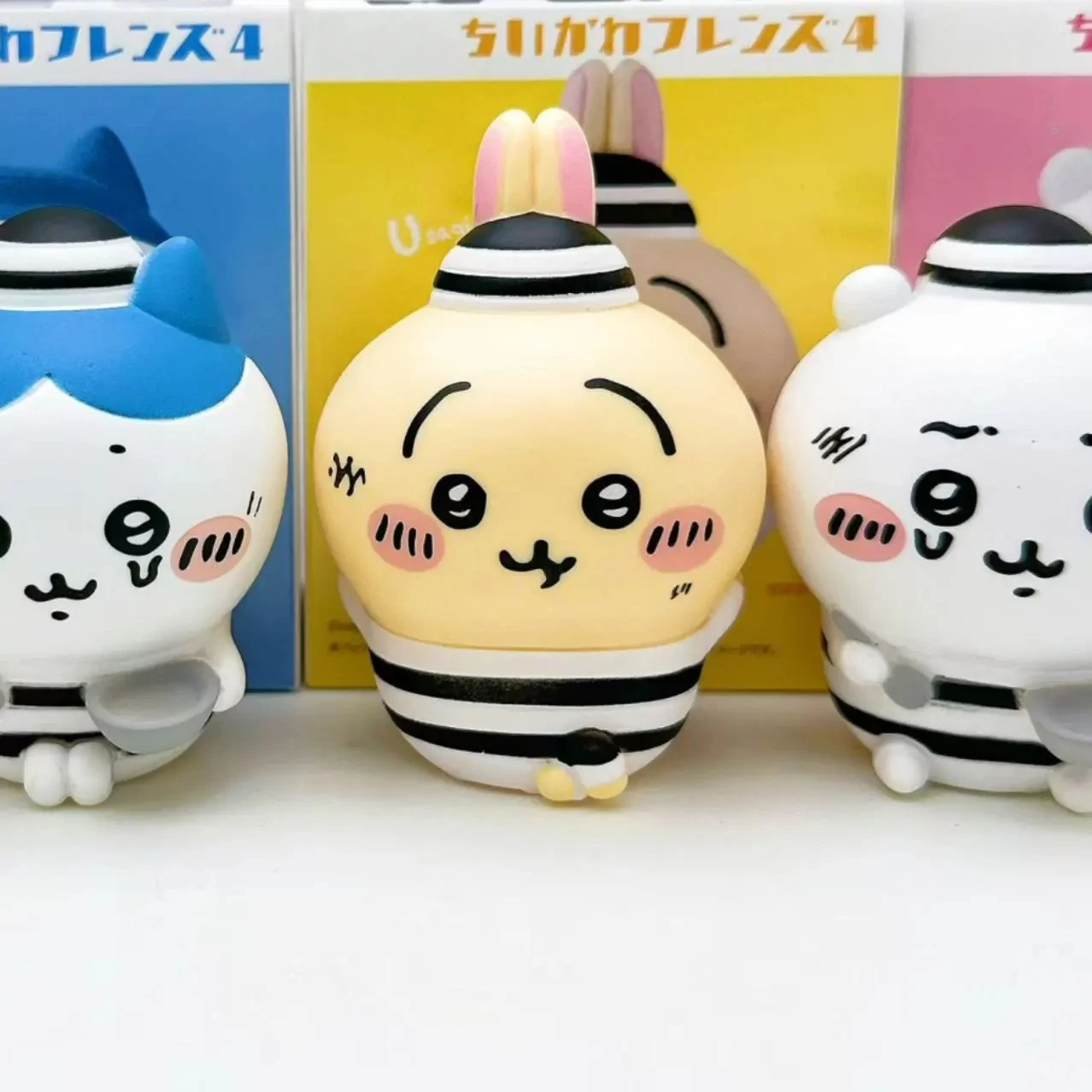 CKW JIYI Friends Series 4 Blin - огляд і ціна Figure Display Box